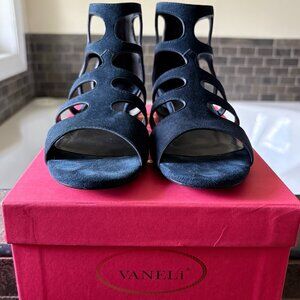 Vaneli Navy Suede Gladiator Sandals with Heels & Zipper Back, Size 7.5N. NWT